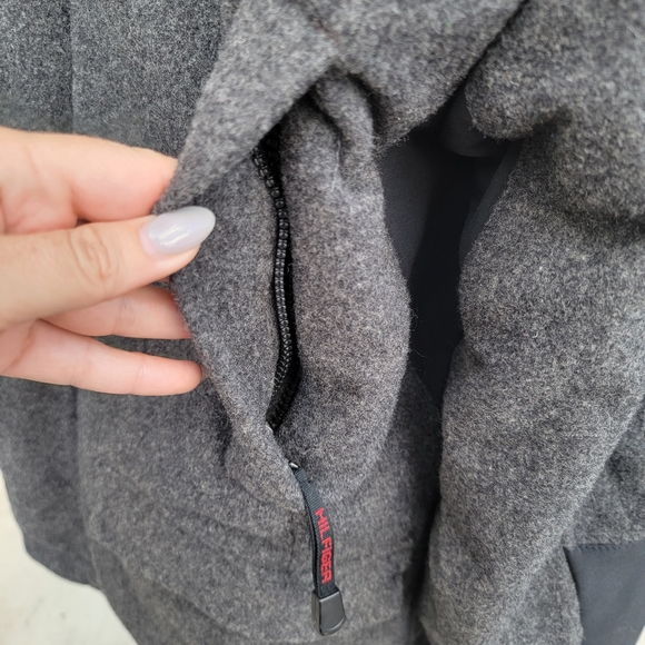 Tommy Hilfiger 2004 Gray and Black Wool Coat /Jacket Size L - Picture 8 of 15